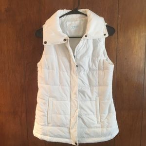 Arizona White Puffer Vest